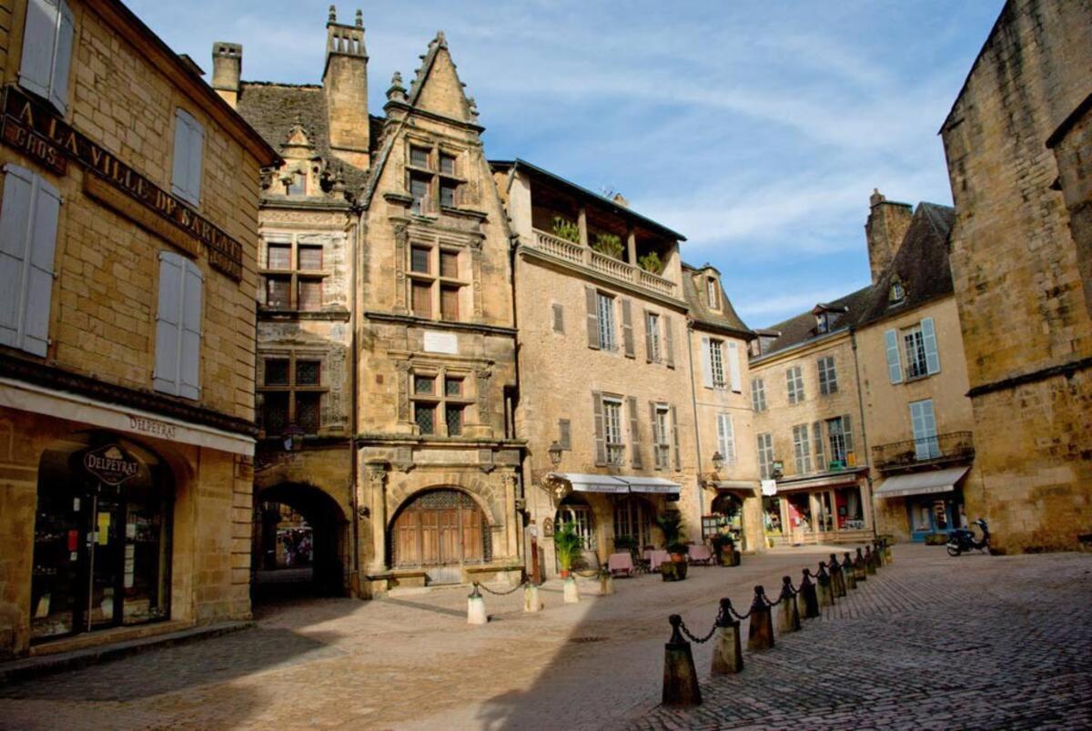 La Vieille Ferme: Superbe Complexe De 3 Gites En Pierre Avec Piscine Au Coeur Du Perigord Noir Saint-Genies Kültér fotó