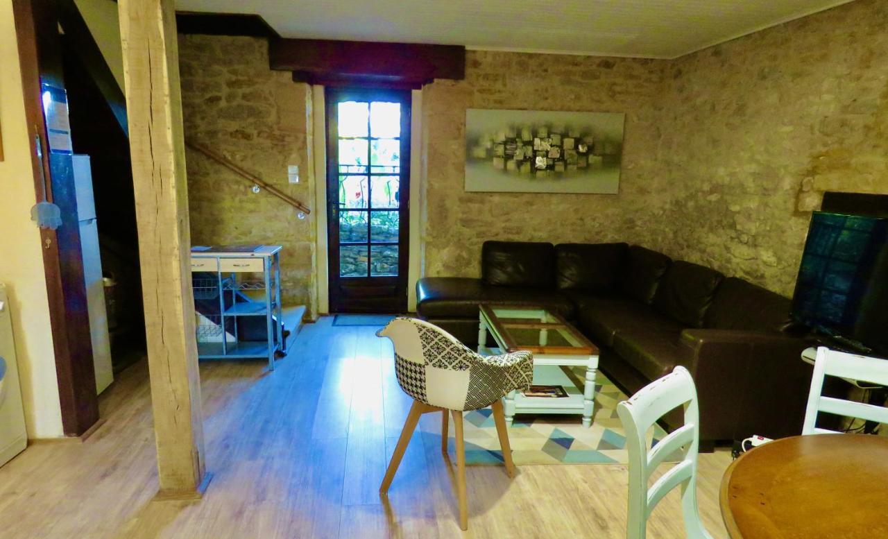 La Vieille Ferme: Superbe Complexe De 3 Gites En Pierre Avec Piscine Au Coeur Du Perigord Noir Saint-Genies Kültér fotó